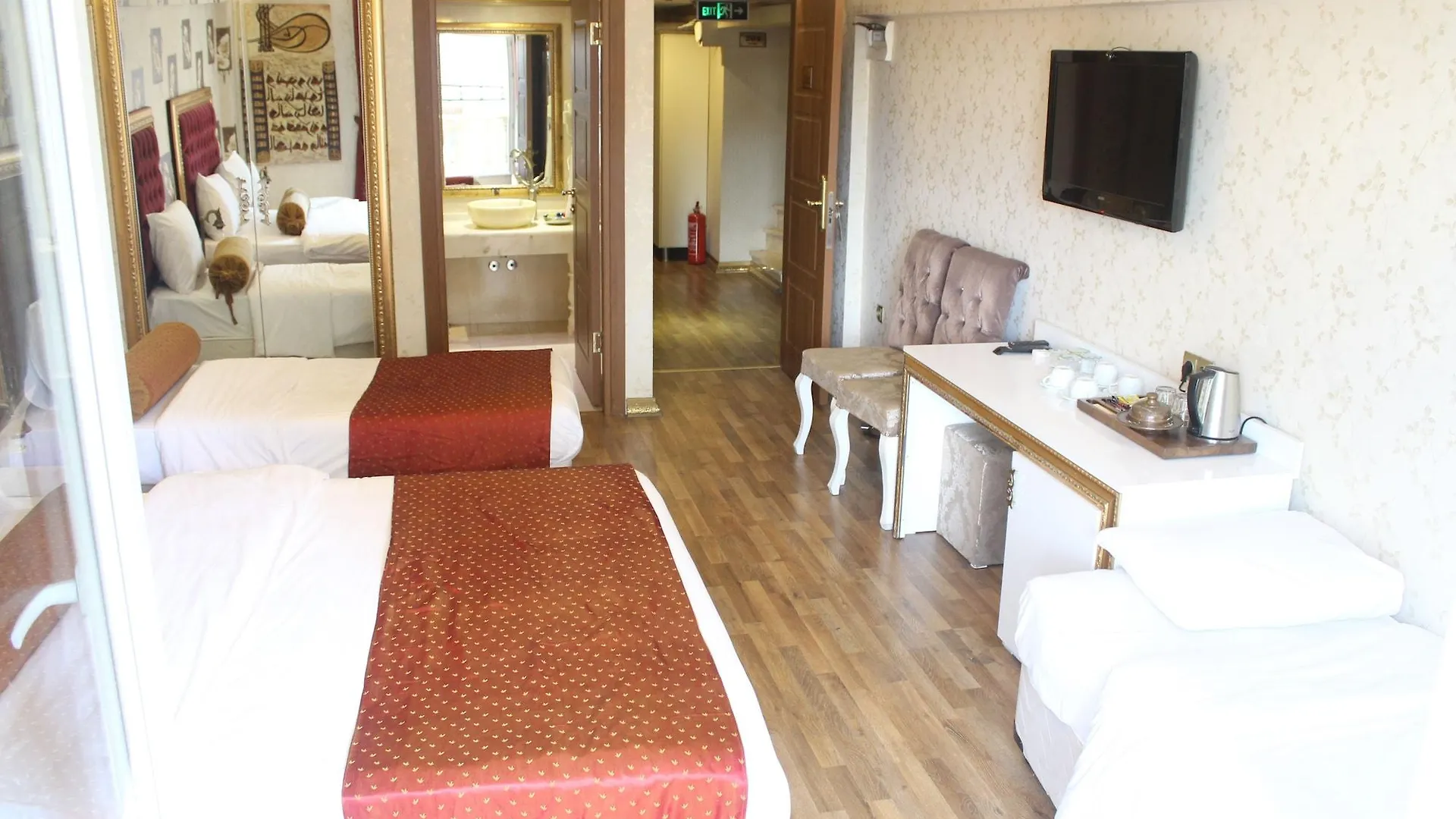 Barok Hotel Κωνσταντινούπολη 4*,